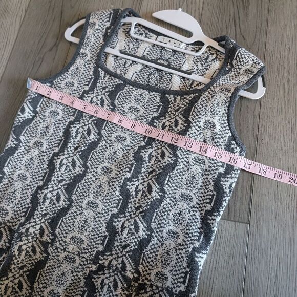 Cabi Jacquard Knit Cotton Peplum Sleeveless Sweater Square Neck Size Medium - Picture 6 of 7